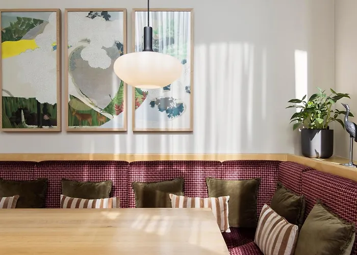 Cove Centrum 4* La Haya