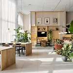 Cove Centrum Hotel 4*
