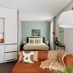 فندق Cove Centrum 4*