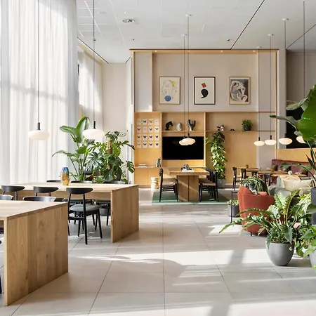 Cove Centrum Hotel 4*