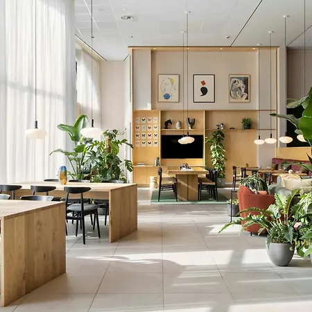 Hotel Cove Centrum 4*
