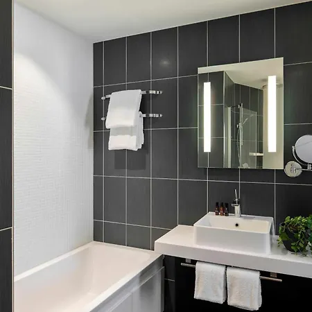 Cove Centrum Hotel 4*