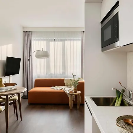 Cove Centrum 4*