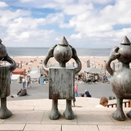 酒店 Cove Centrum 4*