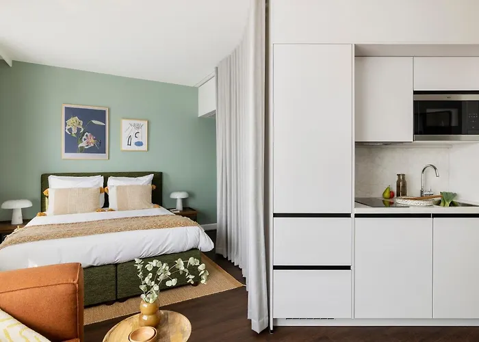 Hotel Cove Centrum 4*