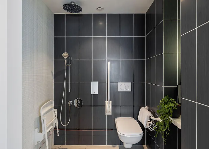 Cove Centrum Hotel 4*